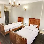 Ξενοδοχείο Evmolpia 3*