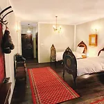Отель Evmolpia